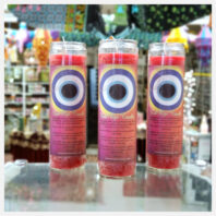 Velas de mal de ojo con lámparas oídas